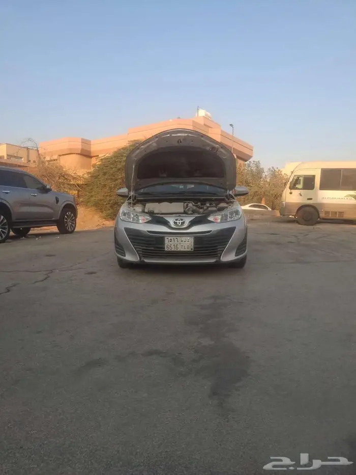 للبيع سياره يارس 2020 10