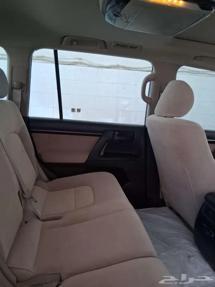 للبيع جكسار فل كامل 2010 2