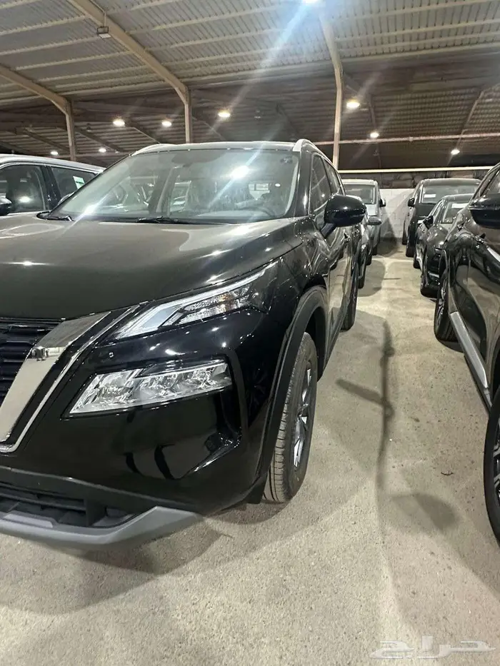 نيسان اكس تريل 2025 استاندر دبل 5 مقاعد كاش وتقسيط 1