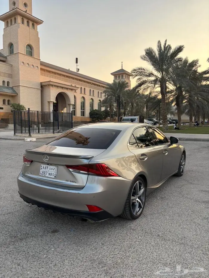 لكزسس IS350 5