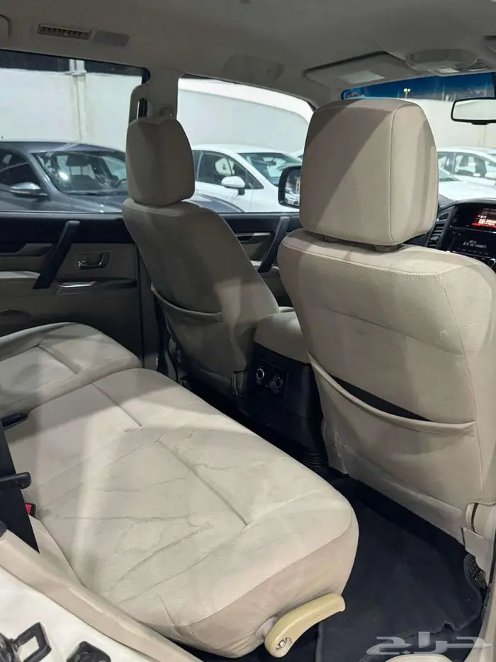 ميتسوبيشي باجيرو GLS 11