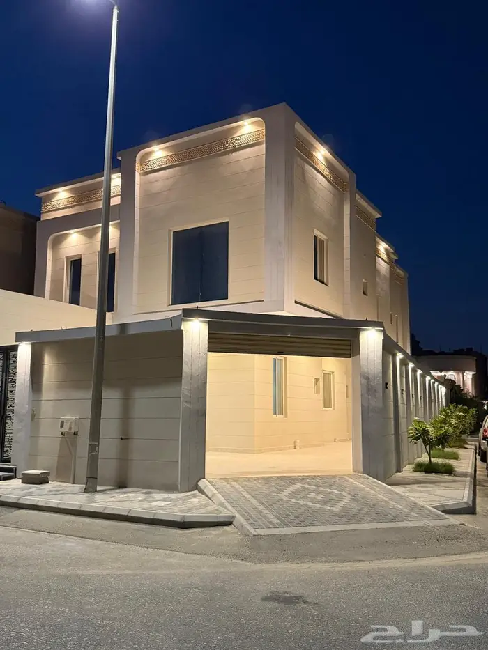 فيلا للبيع حي البحيرة الخبر عين السيح 0