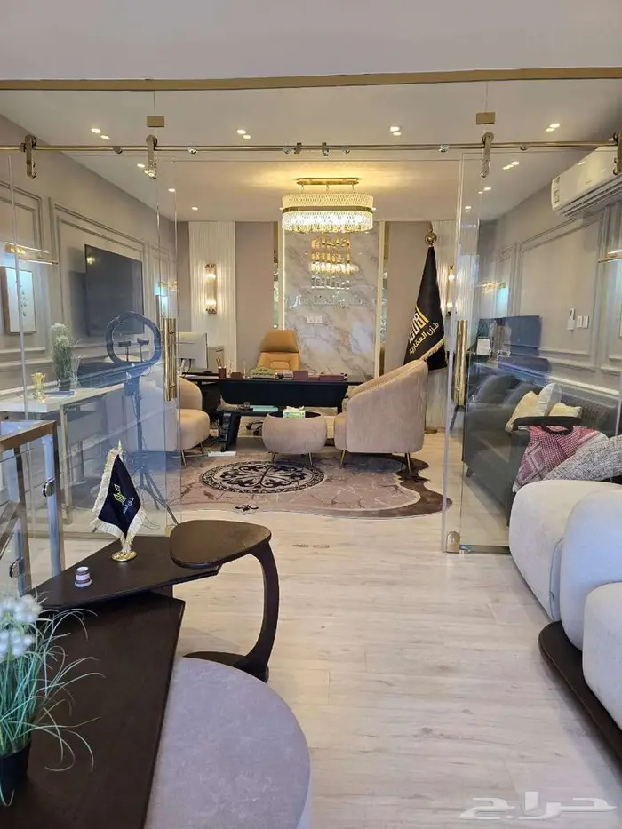 فرصة للتقبيل معرض تطوير عقاري 8