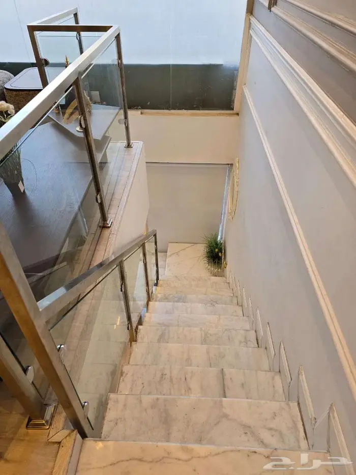 فرصة للتقبيل معرض تطوير عقاري 10