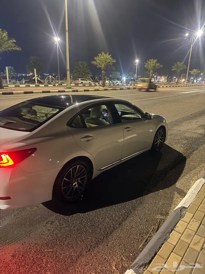 لكزس es 350 موديل 2013 2