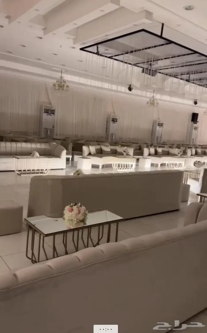 تنفيذ وتصميم الديكورات والقاعات والقصور 2