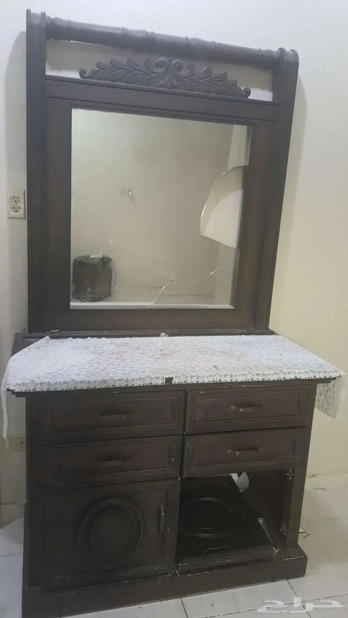 سرير غرفة نوم عائلي دولاب و الجميع 2000 ريال 18