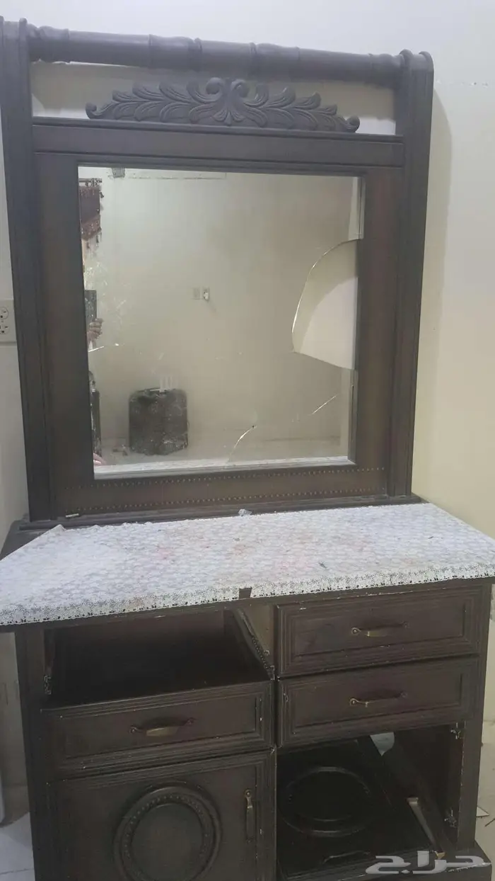 سرير غرفة نوم عائلي دولاب و الجميع 2000 ريال 21