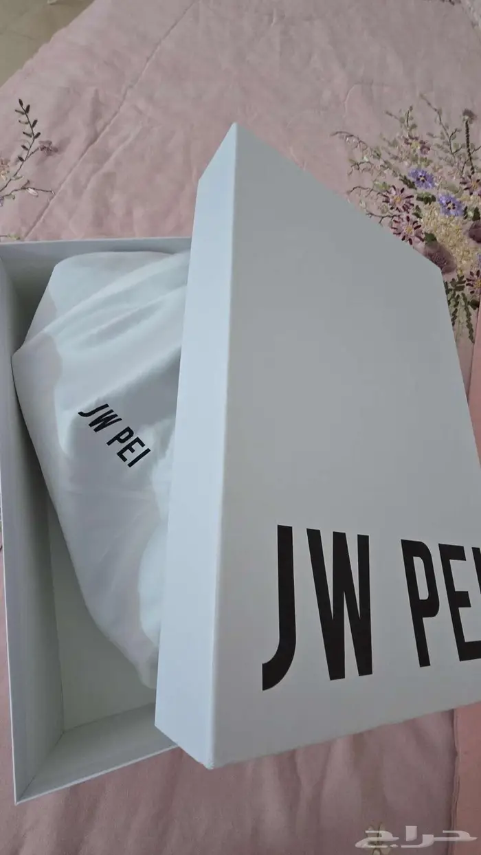 شنطة jw pei أصلية 1