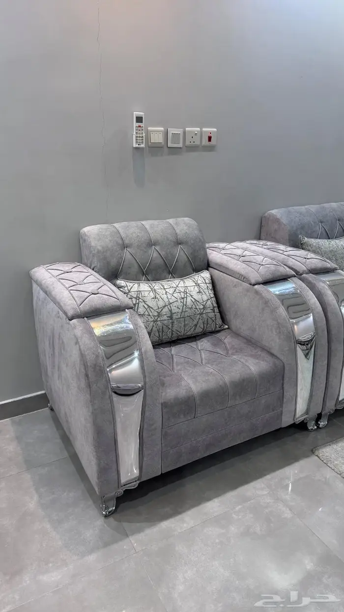 كنب 7 قطع مع ستاره وطاولات 5