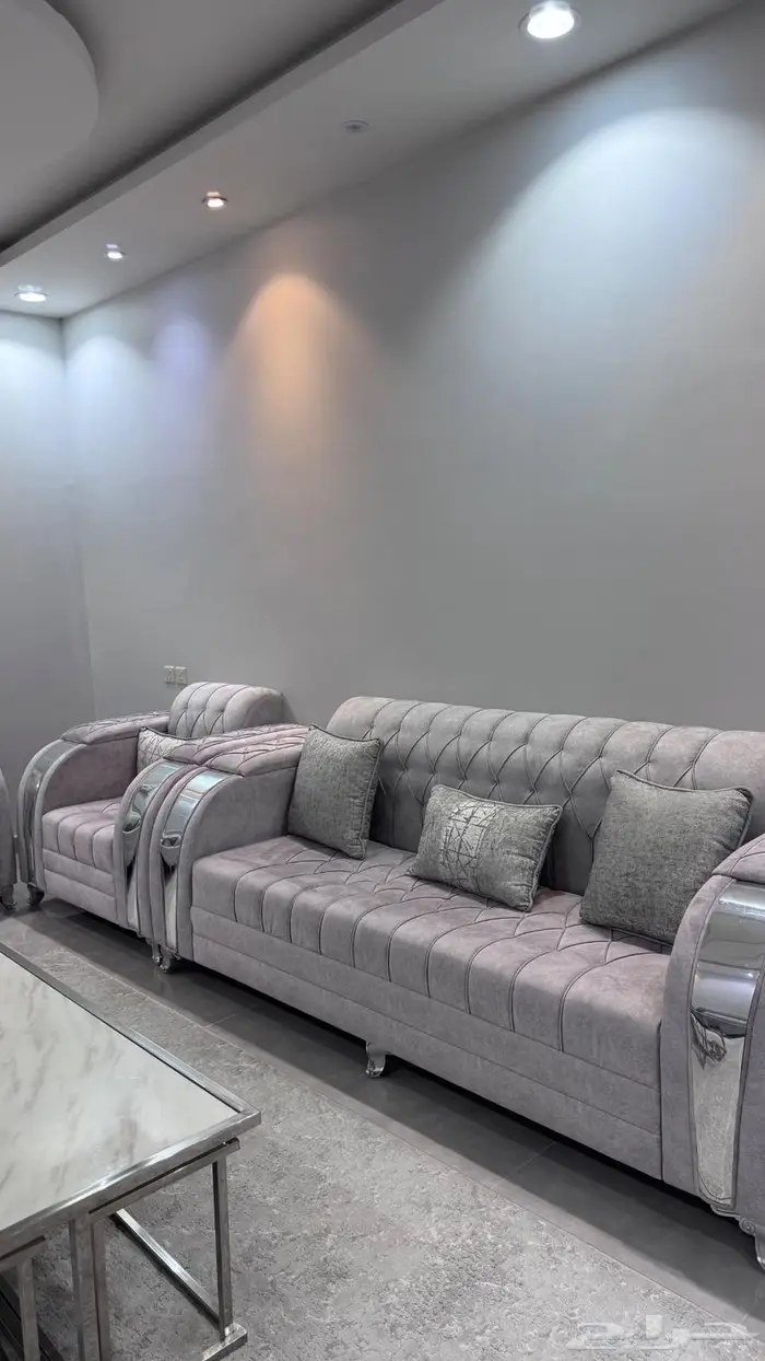 كنب 7 قطع مع ستاره وطاولات 1