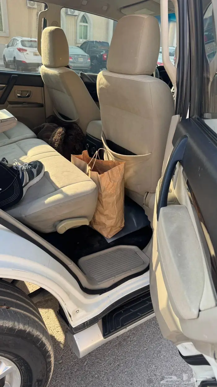 للبيع باجيرو 2016 مكينه كبيره3.8دبل بودي وكاله 1