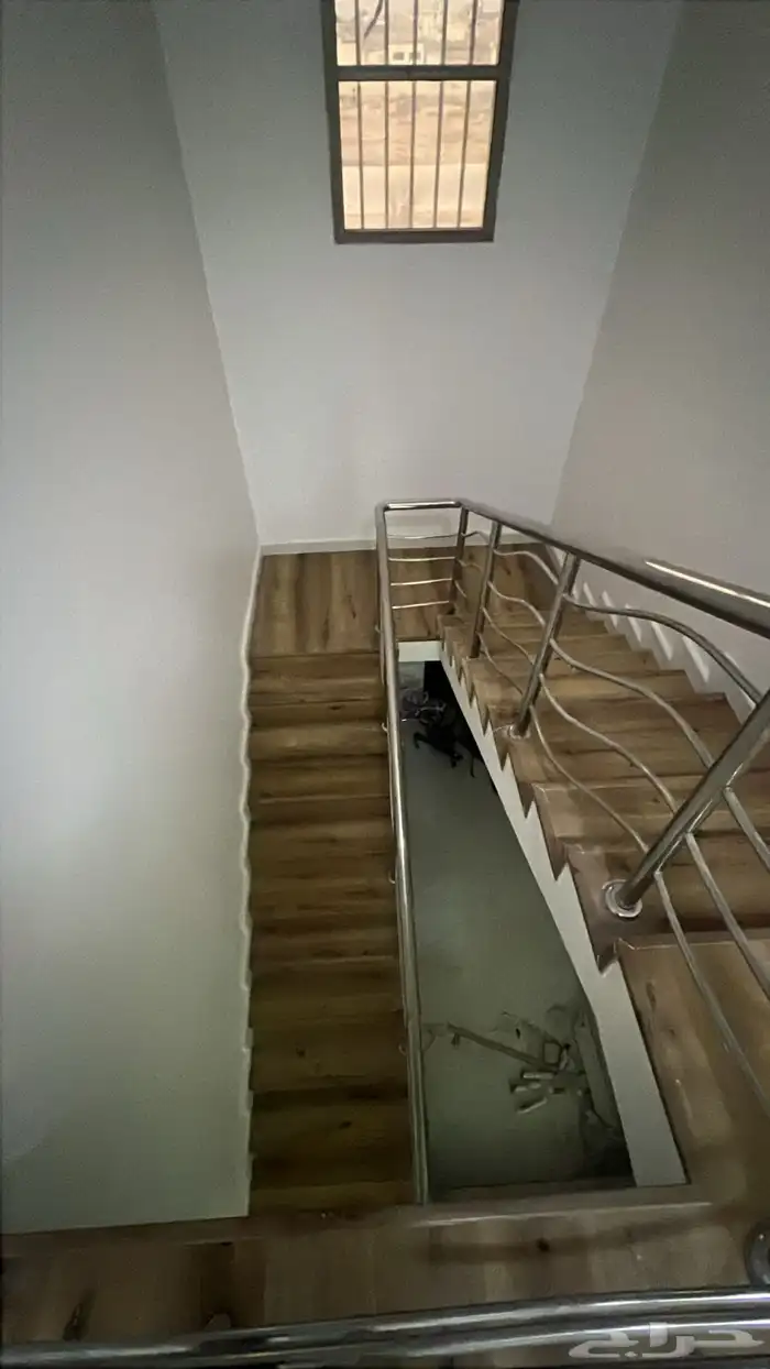 باركيه SPC مقاوم للماء عليه ضمان 10سنوات 12