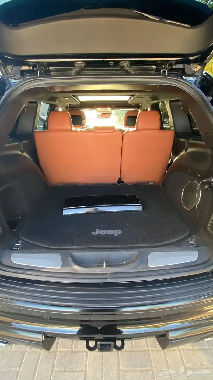 جيب جراند شيروكي Summit 2020 8