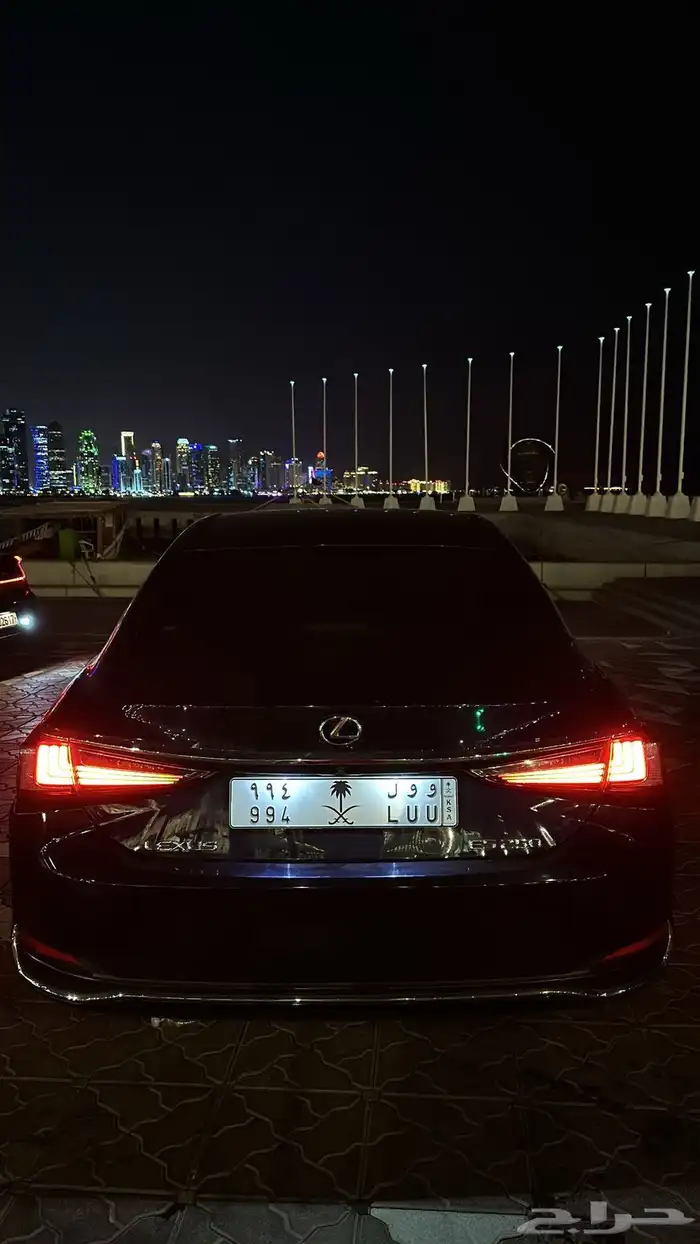 للبيع لوحة مميزة و و ل 994 2