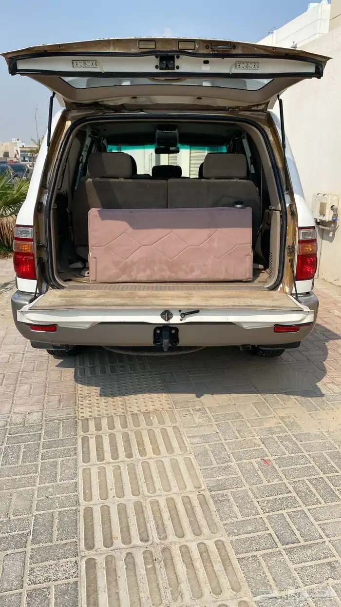 لاندكروزر 2000 38