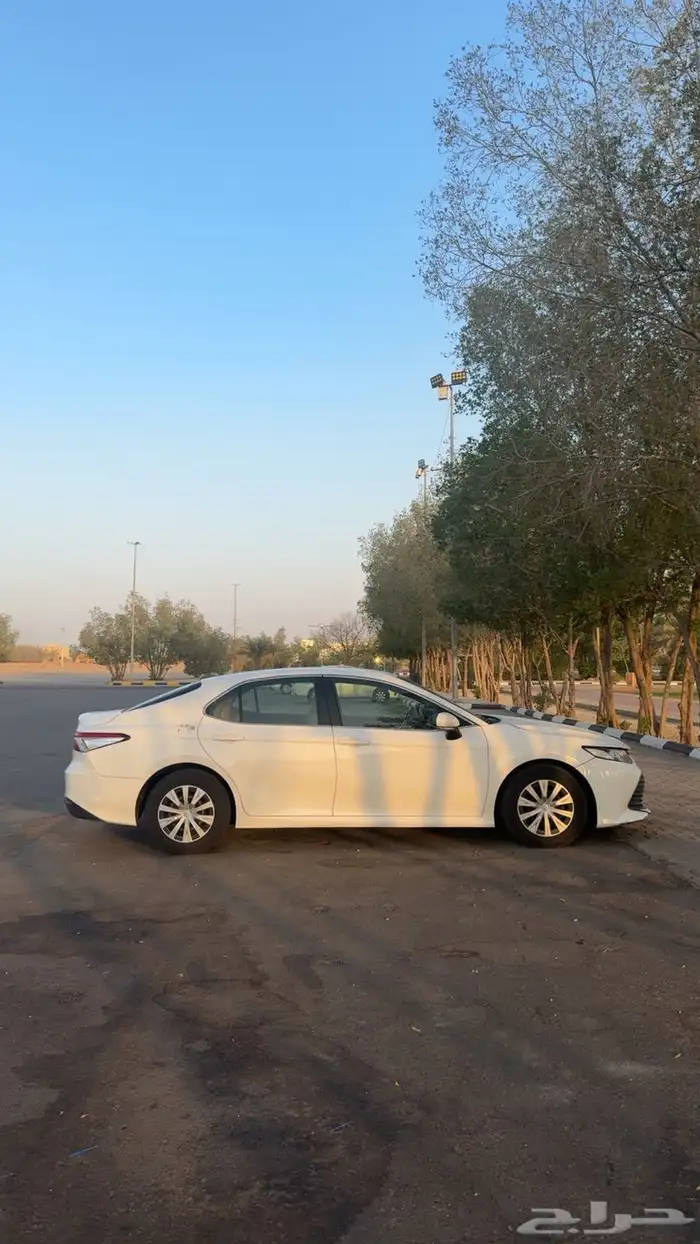 للبيع تايوتا كامري 2020 عبداللطيف جميل 8
