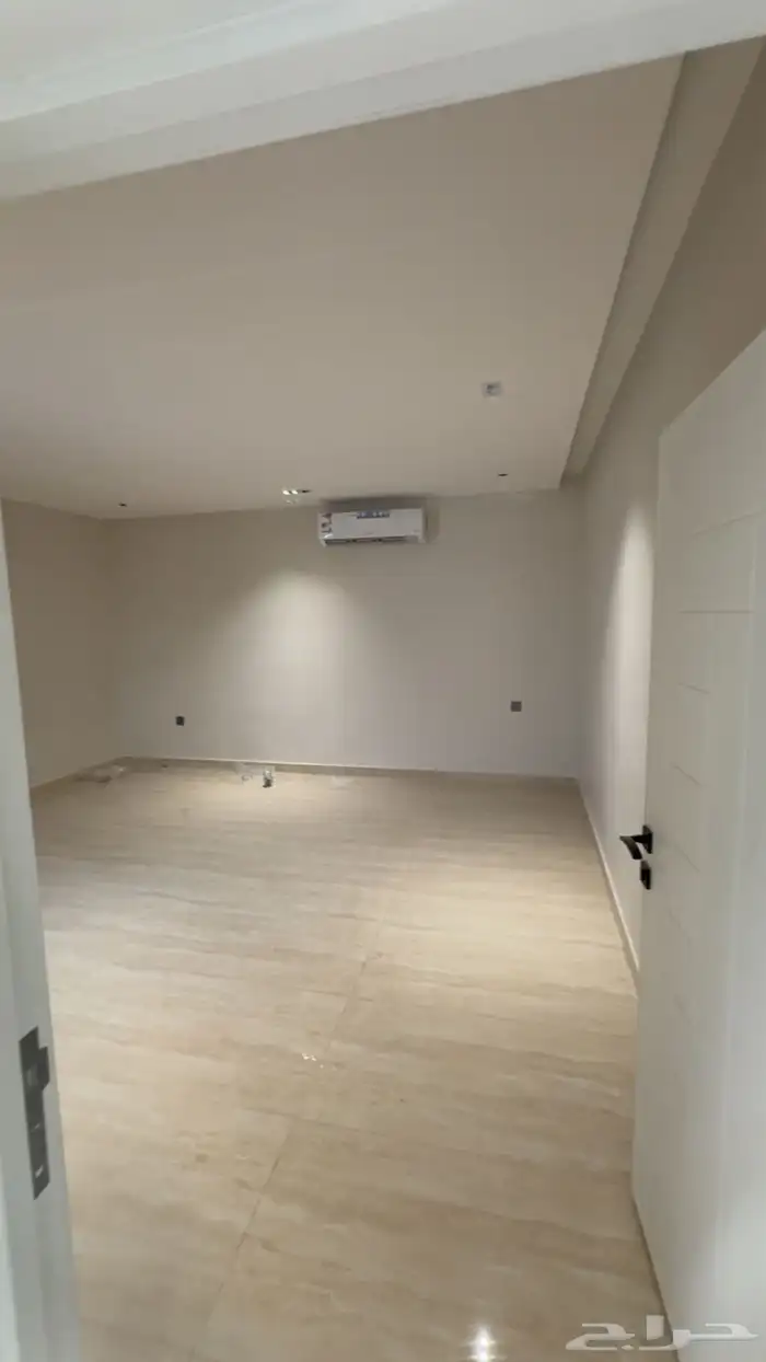 شقة للإيجار حي الرمال 13