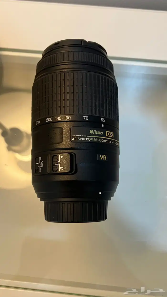 عدسة نيكون 55-300mm نظيفة العزل ممتاز 4