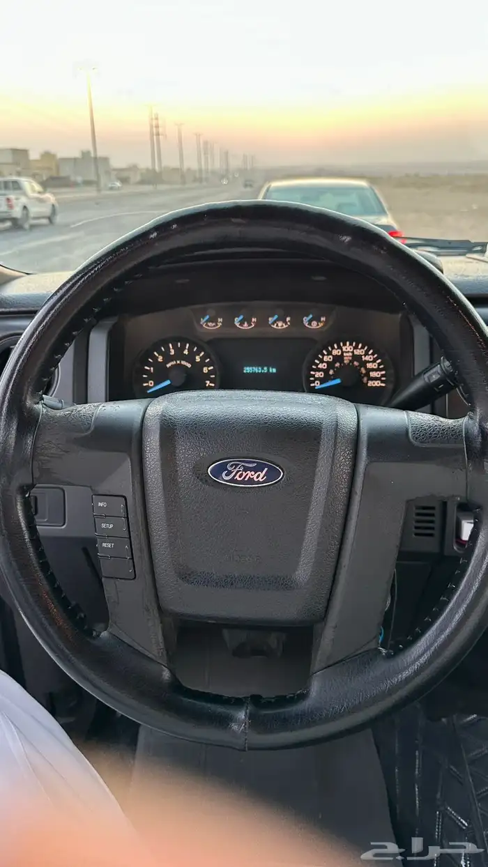 فورد f150 موديل 2011. 8سلندر بدون دبل 15