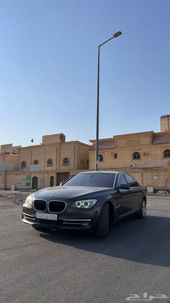 BMW2014 فل كامل 740 5