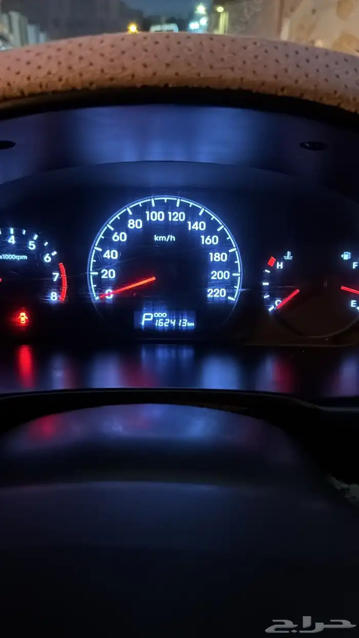 باص هونداي H1 2016 باسمي من الوكاله الموتر نظيف 0