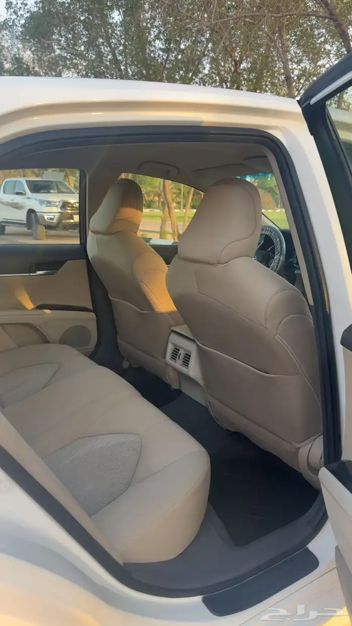 للبيع تايوتا كامري 2020 عبداللطيف جميل 14