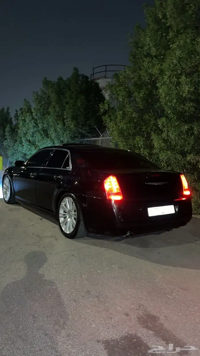 كلايزلر 2013 ليمتد c300 هيمي V8 1