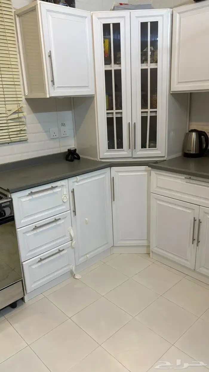 مطبخ للبيع السوم واصل 1200 وقريب ماني بعيد بدون الفرن 3