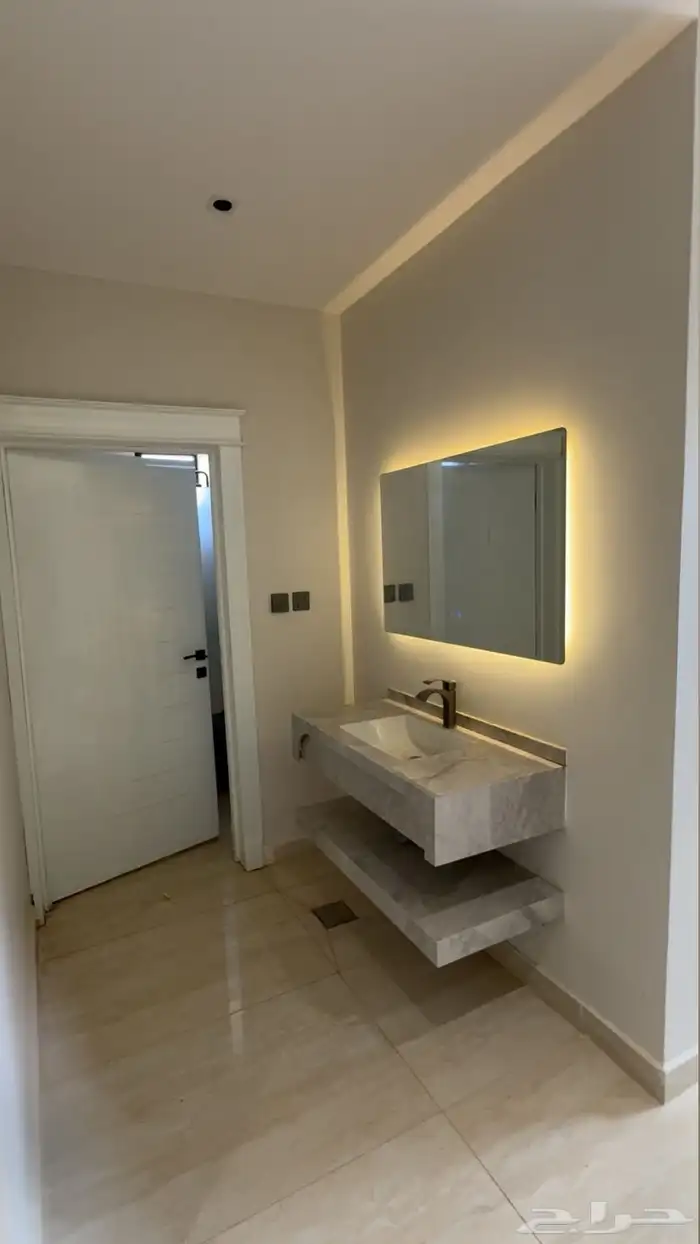 شقة للإيجار حي الرمال 7