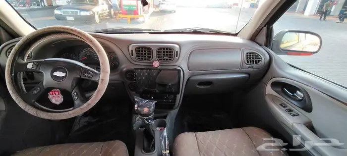 سيارة شيفروليه بليزر 2005 للبيع 1