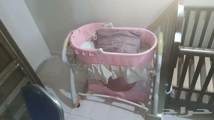 سرير غرفة نوم عائلي دولاب و الجميع 2000 ريال 24