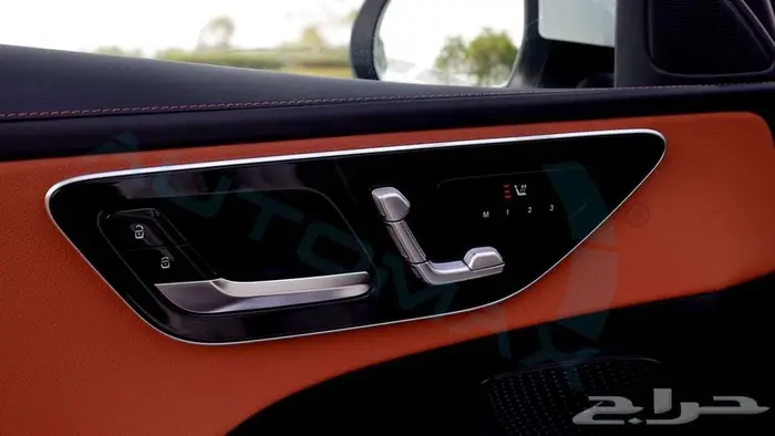 مرسيدس بنز سي 200 بريميوم 2025 خليجي اصفار مع ضمان الوكيل 26