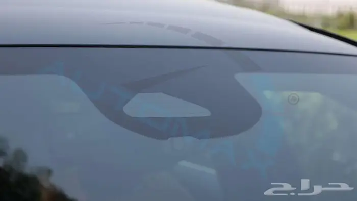 مرسيدس بنز سي 200 بريميوم 2025 خليجي اصفار مع ضمان الوكيل 30