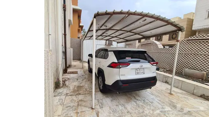 تويوتاراف فور 2025 ستاندرد دفع أمامي 5