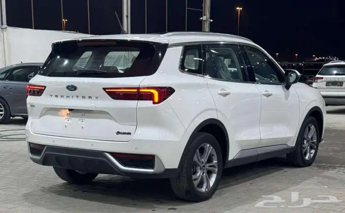 فورد تيريتورى 2023 5