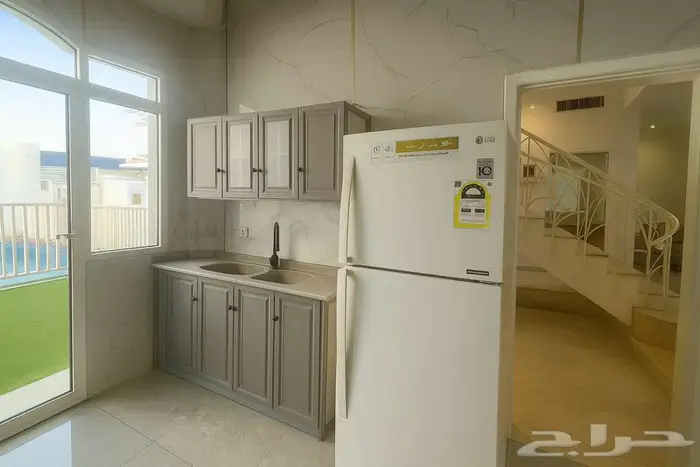 فيلا جديدة على البحر للايجار بدرة العروس الشاطئ الذهبي 15