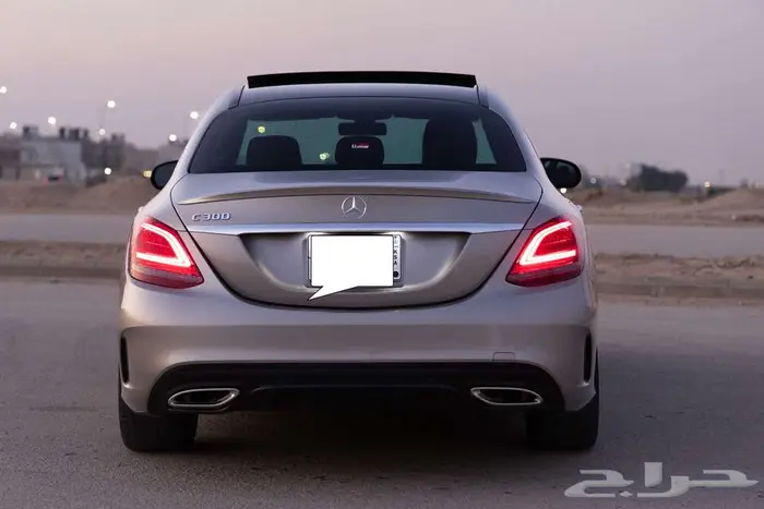 مرسيدس C300 موديل 2021 بمحرك رباعي 6