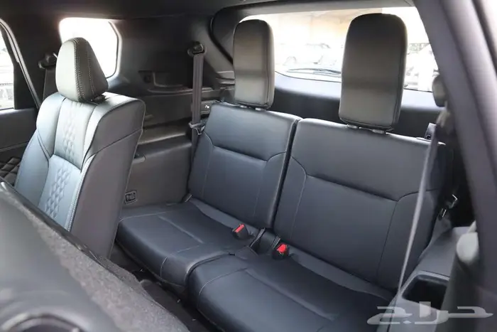 ميتسوبيشي اوتلاندر بريميوم بلاك سام موديل 2025 تأجير تمليك 21