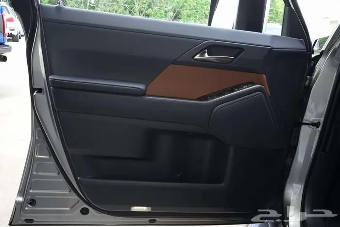 2025 Lexus GX Premium ( جديد ) 13