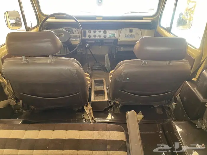 للبيع جيب ربع 83 لوكس 11