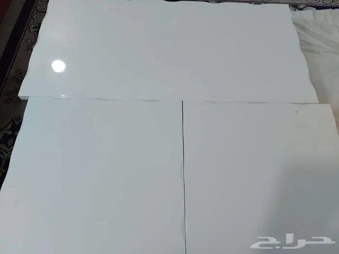 طاولات مستعمله 0