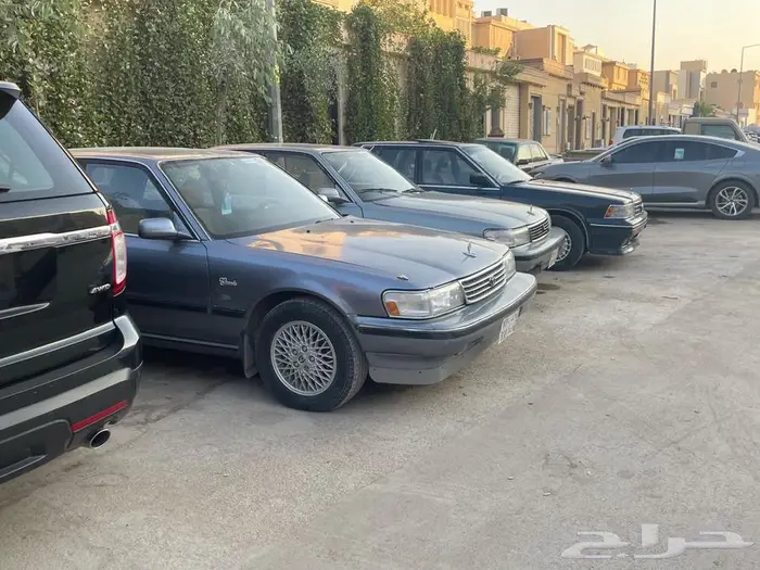 للبيع نيسان لوريل 23