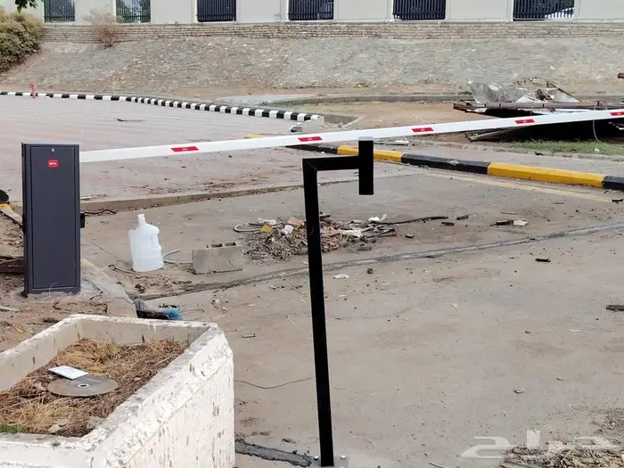 بوابات مواقف السيارات بوابات دخول وخروج السيارات 3