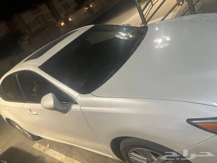 سيارة لكزس للبيع 0