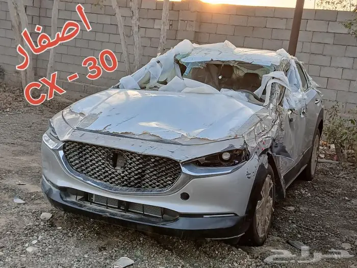 مازدا جديداصفارمصدومة 1