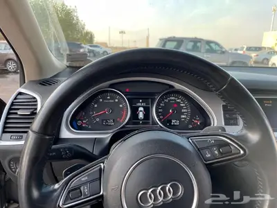 للبيع اودي Q7 موديل 2014 index