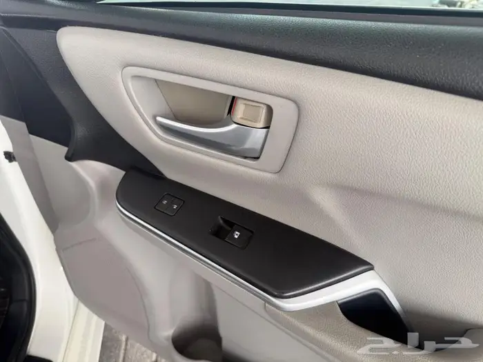 للبيع كامري 2015 18