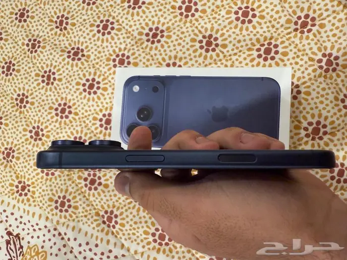 ايفون 17 برو 256 كحلي للبيع 2