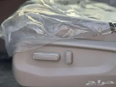 هوندا اوديسي LX موديل 2025 - اللون - ابيض - رمادي index